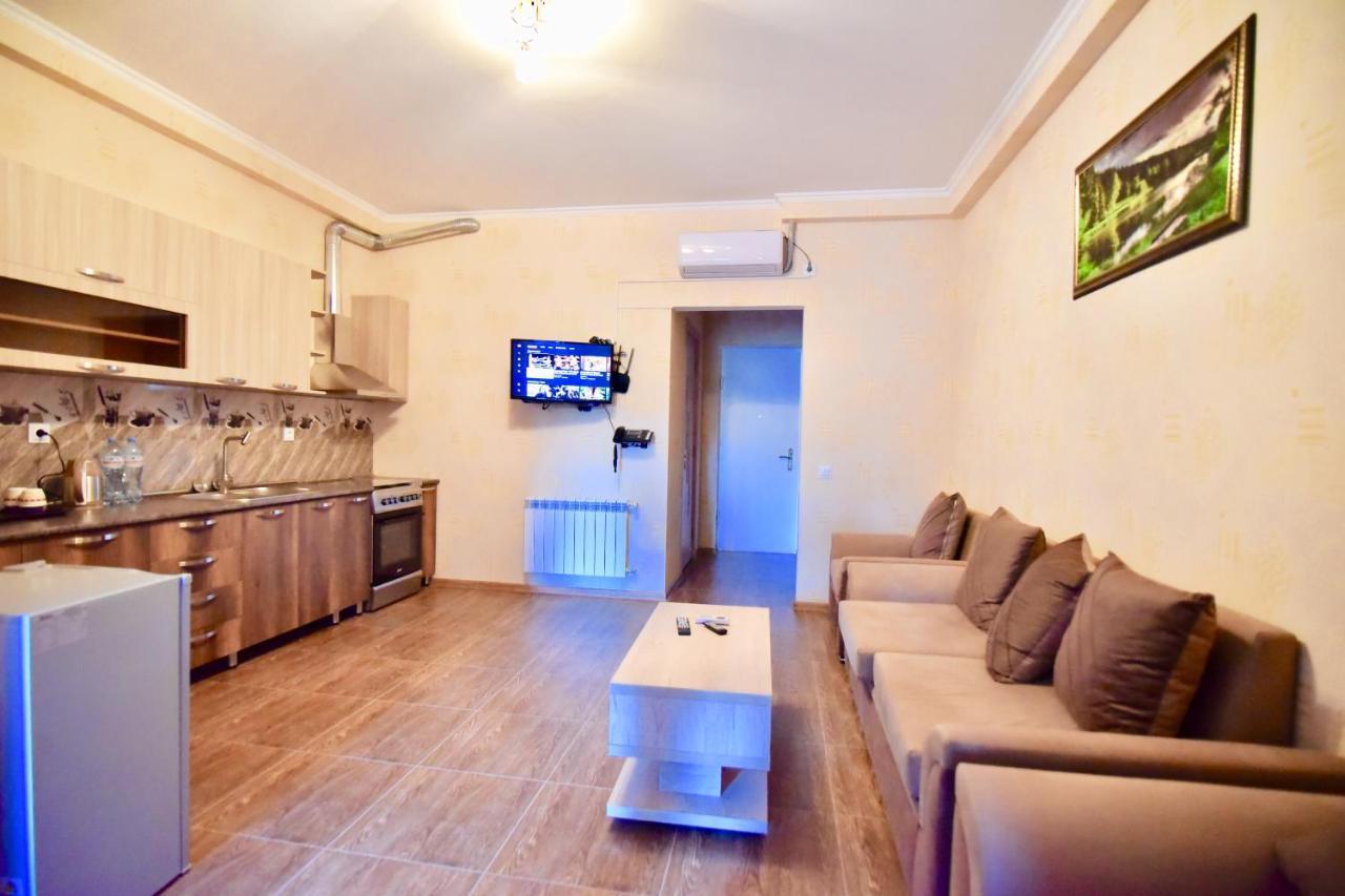 Hotel Blue Ridge Tbilisi Esterno foto